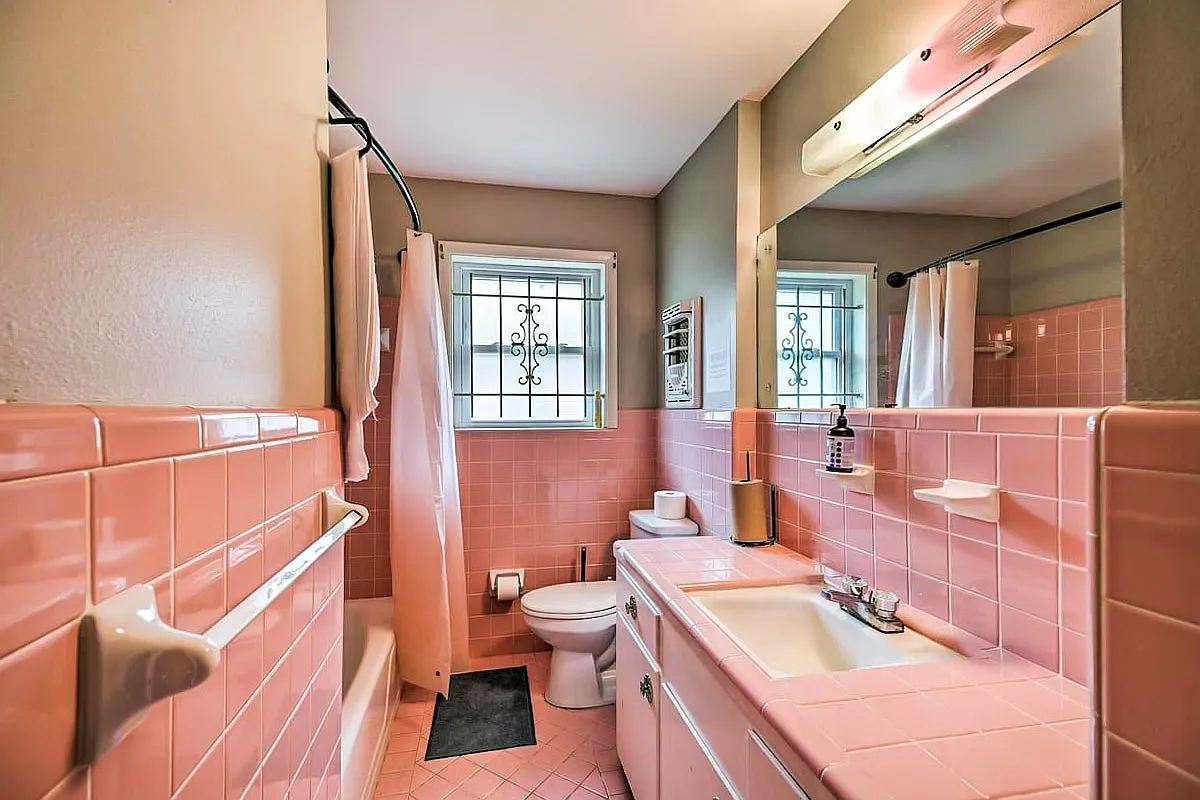 4 bed, 3.0 bath, 18000 sqft, $728 — Photo 4