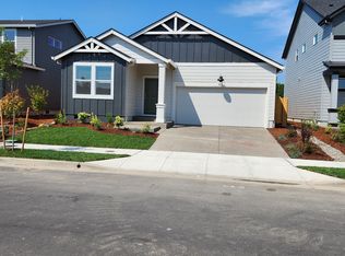 219 Lost Lake St NE, Salem, OR 97301