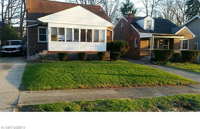 1st image of 157 E Auburndale Ave