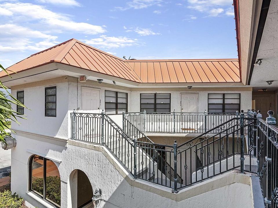 1st image of 1485 37th St APT 204