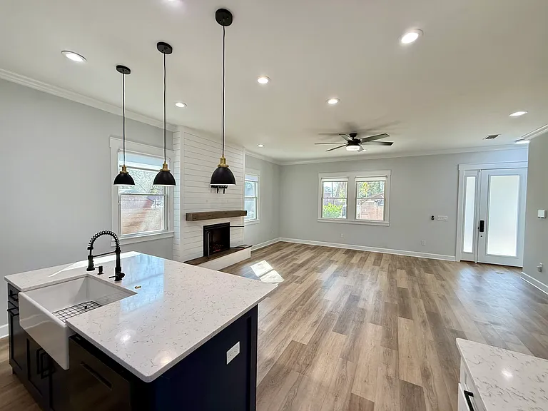 506 E Mohawk Ave — Photo 18