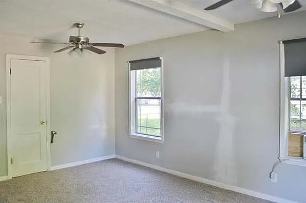 517 Burgett St — Photo 35