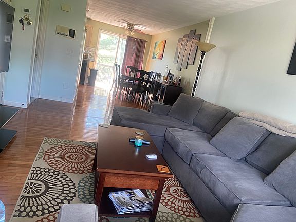 4th image of 50 Sunflower Cir