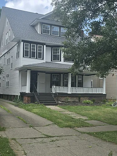 1278 W 102nd St Photo 1