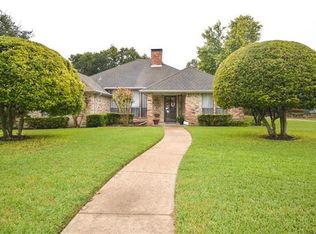 614 Villa Creek Dr, Duncanville, TX 75137