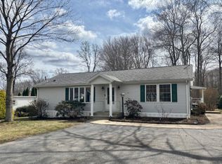 8 Whitewood Rd #218, Killingworth, CT 06419