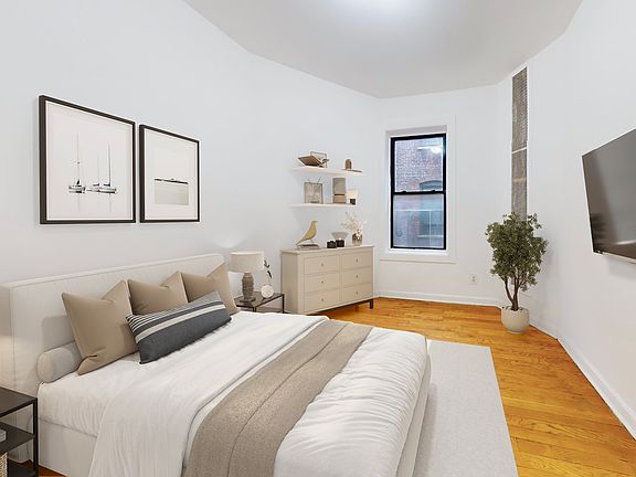 3rd image of 550 W 184th St #4S