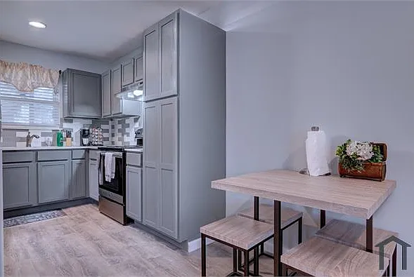 2 bed, $850 — Photo 2