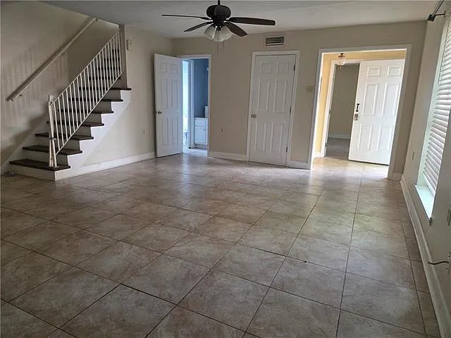 5516 S Robertson St #A — Photo 10