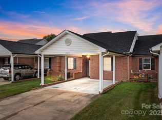 3923 Sage Ct, Denver, NC 28037