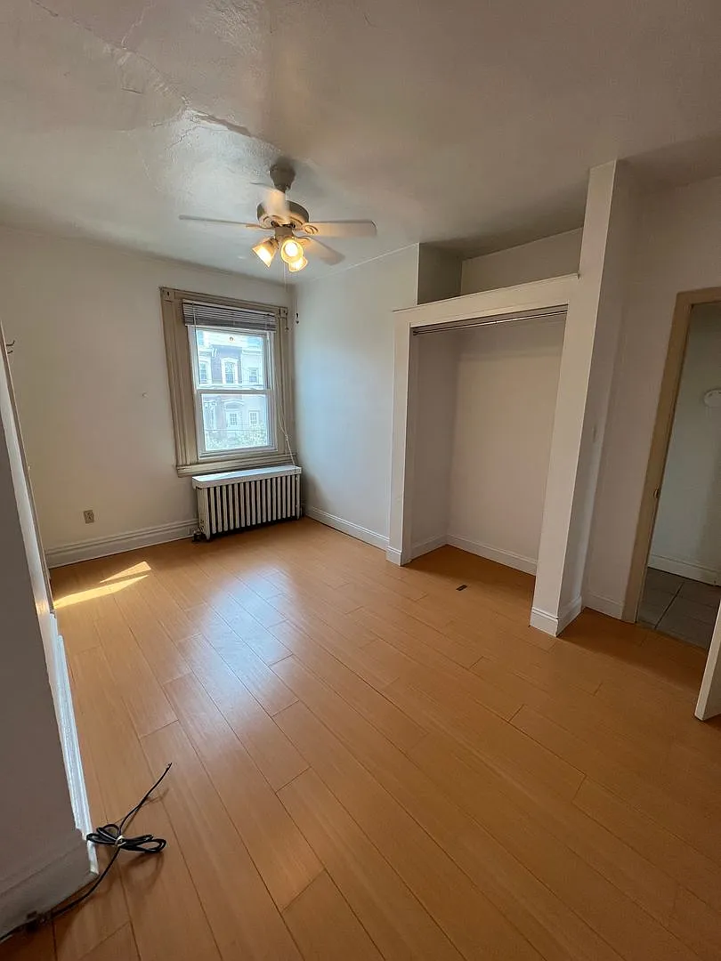 366 Meyran ave — Photo 2