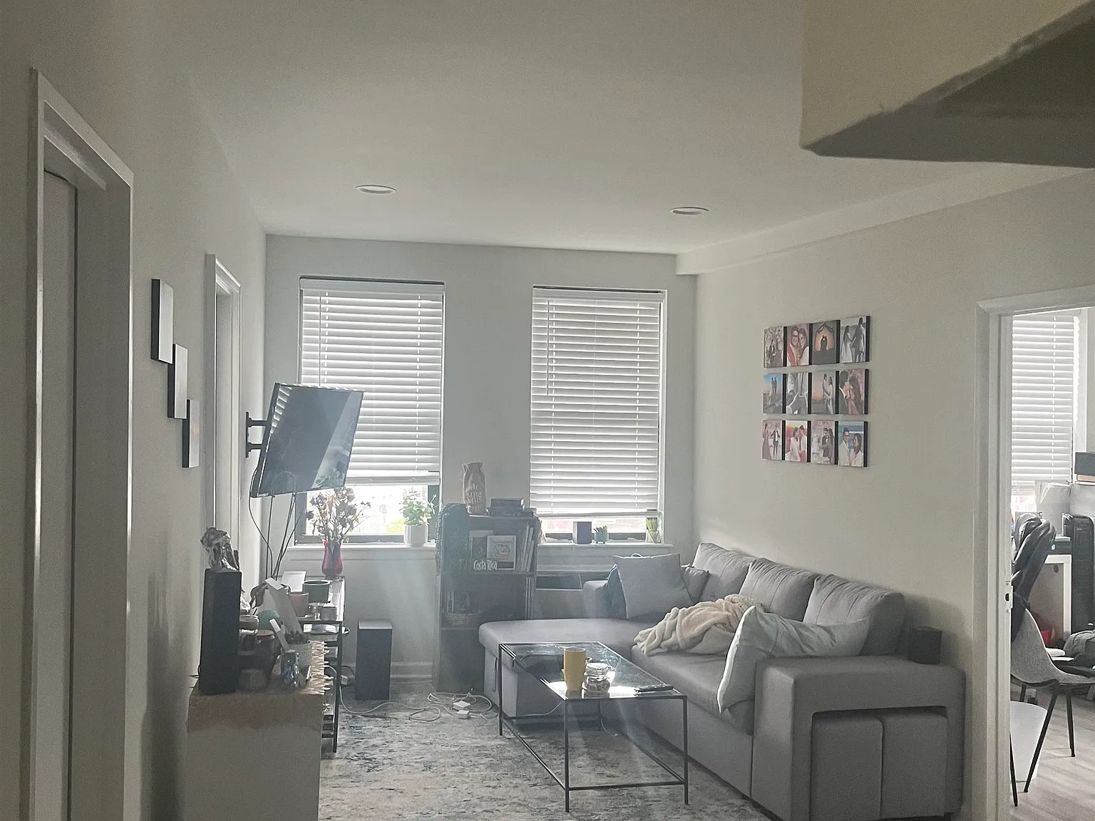 2 bed, 1.0 bath, $2,400 — Photo 2