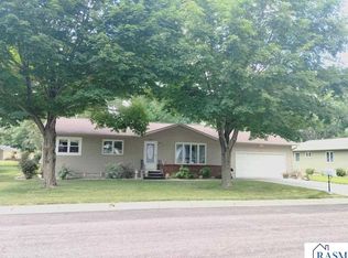 728 5th Ave NE, Sleepy Eye, MN 56085