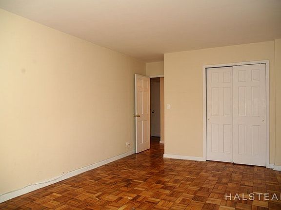 5th image of 201 E 19th St APT 11E