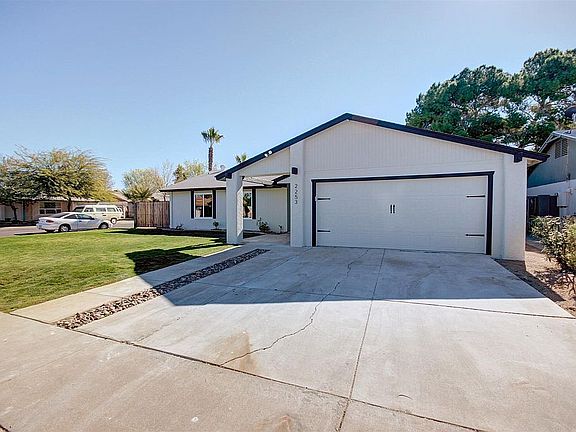 2nd image of 2253 W Olla Ave
