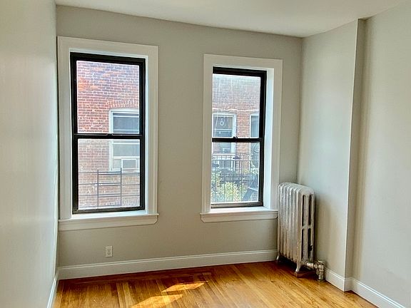 4th image of 4219 18th Ave #11C