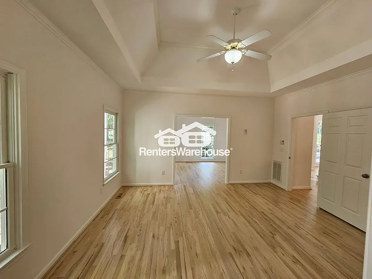 2530 Wellsley Ln — Photo 27