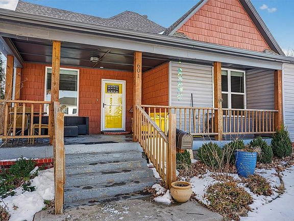 3rd image of 601 S Macomb Ave