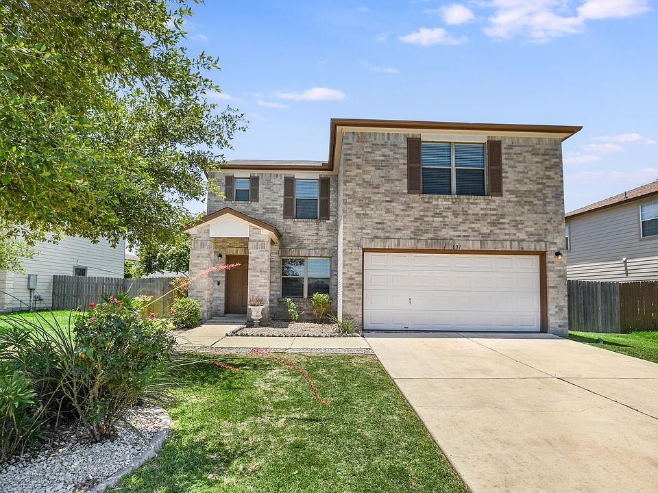 1st image of 601 Abundance Ln