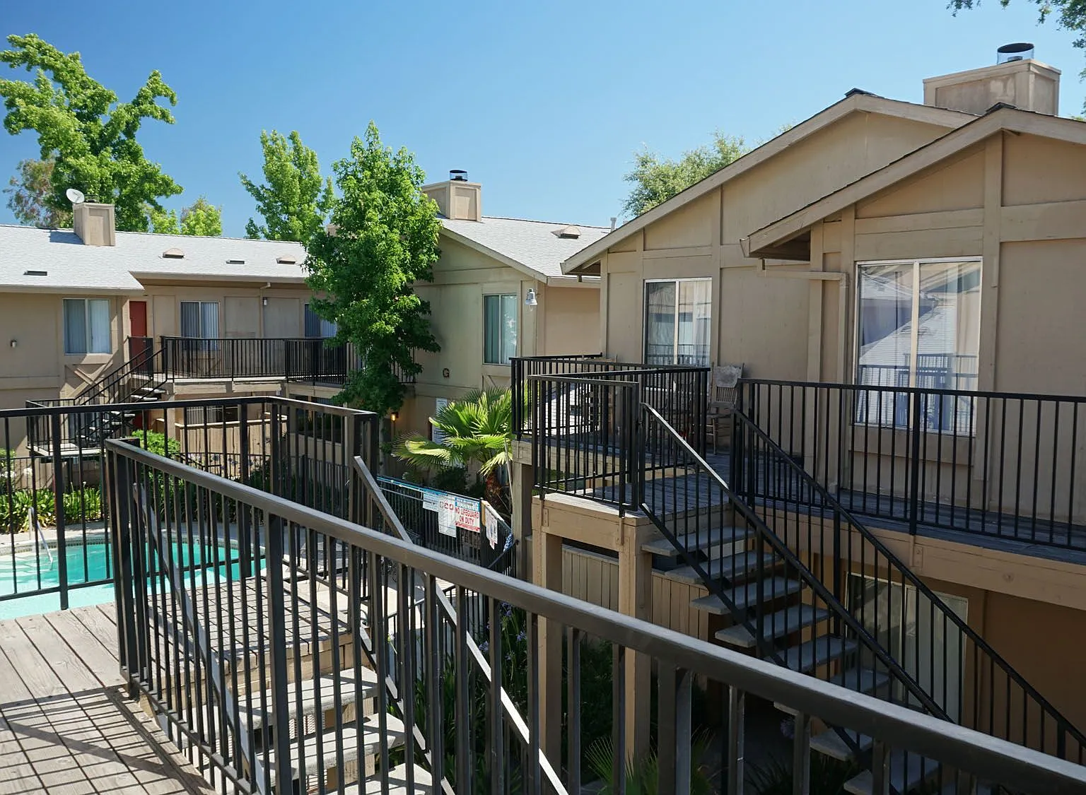 Garfield Court Apartments — Photo 1