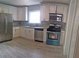 241 Hansbury Ave, Newark, NJ 07112