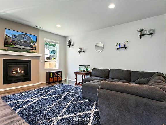 5th image of 3605 126th Ave NE