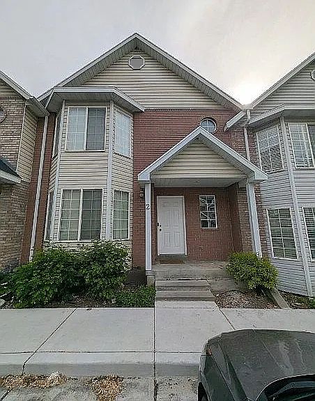 1st image of 2058 S California Ave #2