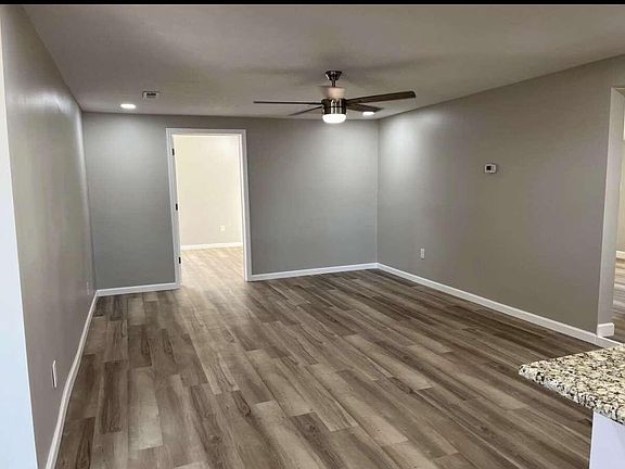 3rd image of 15 Brown Colyer Rd