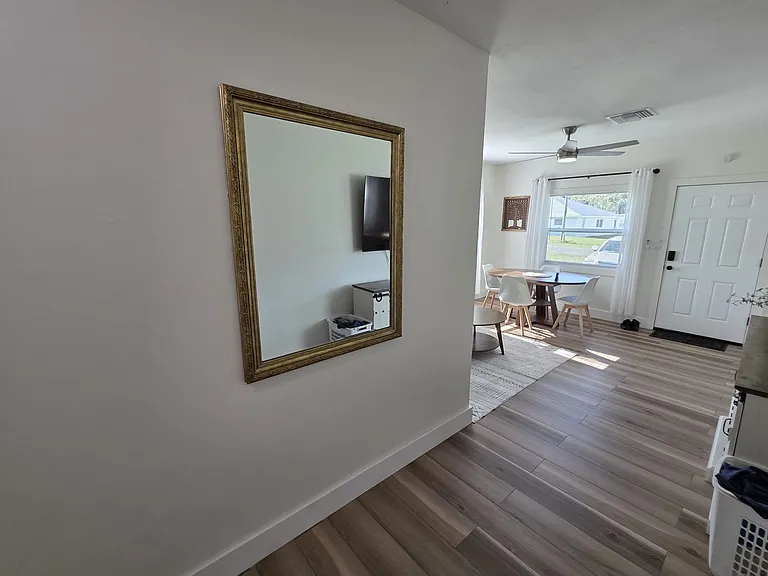705 NW 64th Pl — Photo 7
