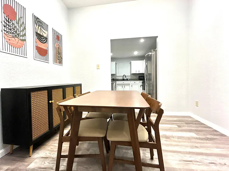 1701 Lynx Cir — Photo 5