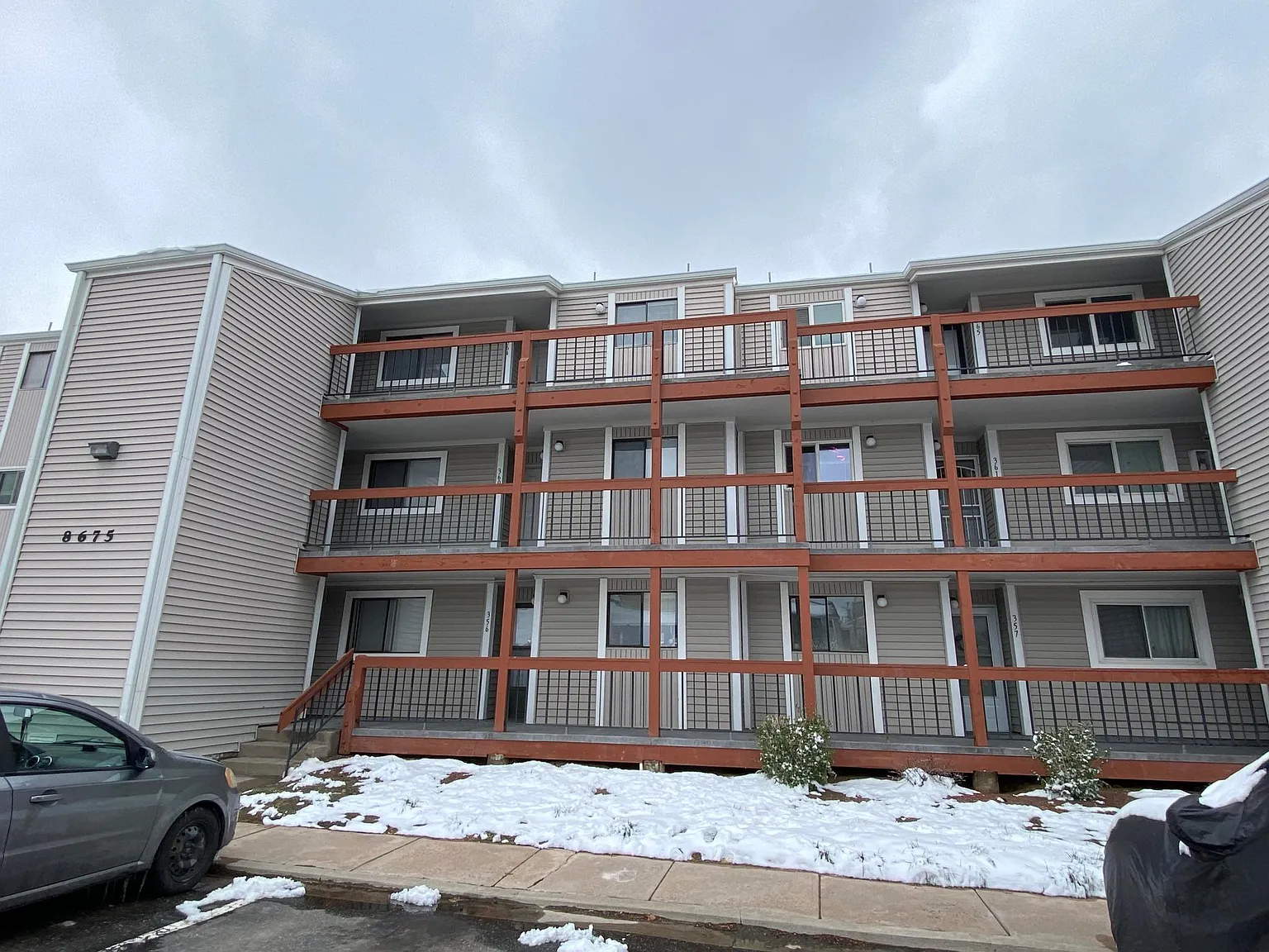 3 bed, 1167 sqft, $1,925 — Photo 1