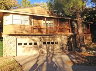 32 E Lakeshore Dr, Ransom Canyon, TX 79366