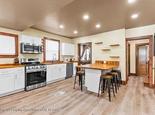 1812 S Genesee Dr, Lansing, MI 48915