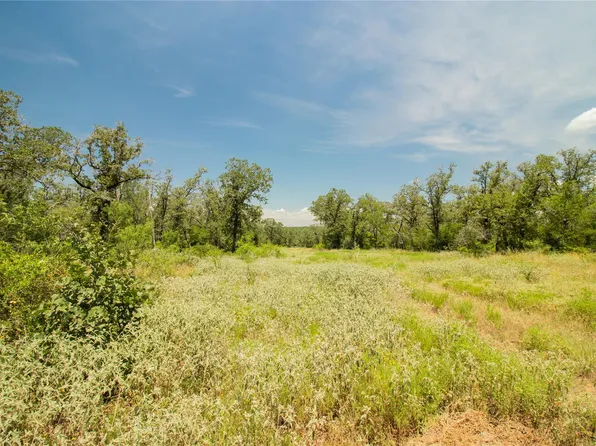 2564 Bluestem Crest Ln, Seguin, TX 78155