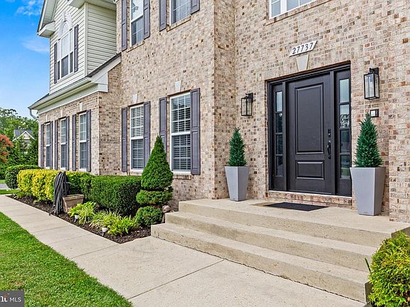 2nd image of 27737 Yanak Ct