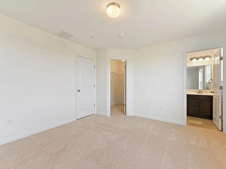 261 Homestead Dr — Photo 8