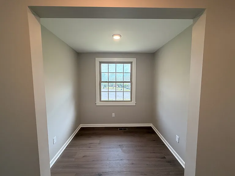 110 Cheryl Ct — Photo 18