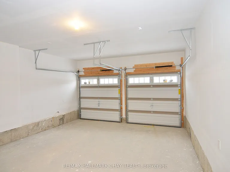 18 Hummingbird Grv — Photo 22