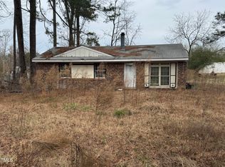 5001 Royal Acres Rd, Raleigh, NC 27610