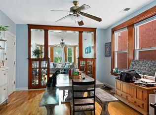 1333 W Roscoe St #2, Chicago, IL 60657