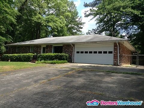 1st image of 451 Oriole Dr SE