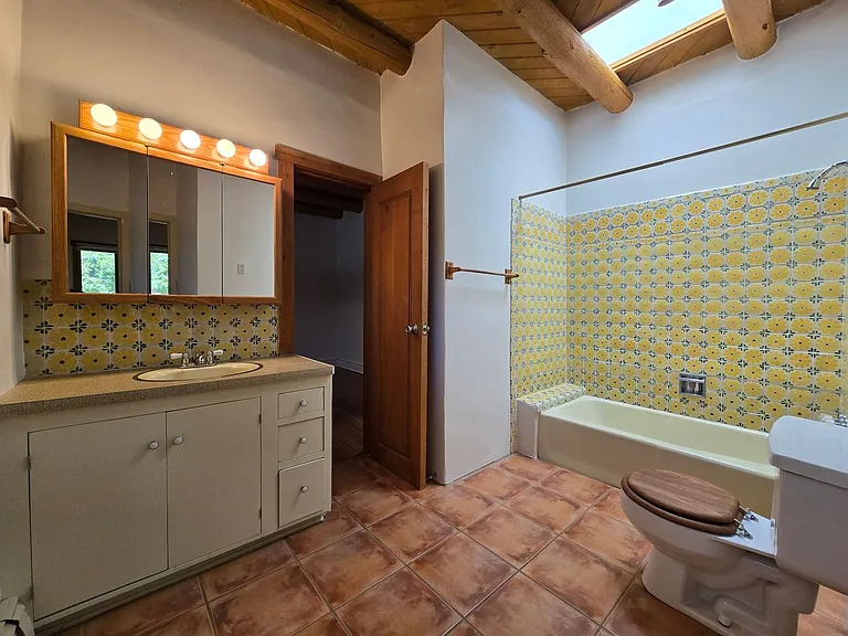 342 Hillside Ave — Photo 22
