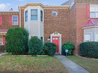 717 Creekside Cres, Chesapeake, VA, 23320