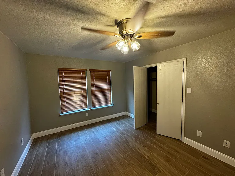 9016 Dublin Grn — Photo 18