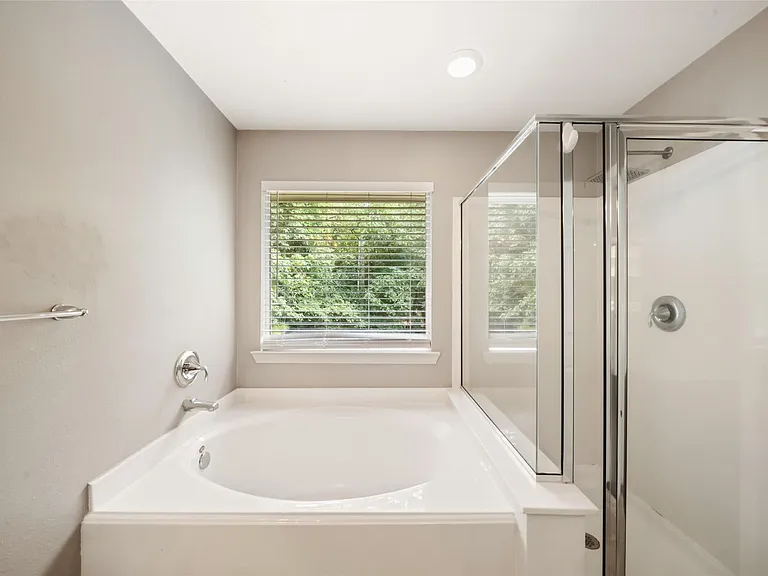 3 Whitekirk Pl — Photo 21
