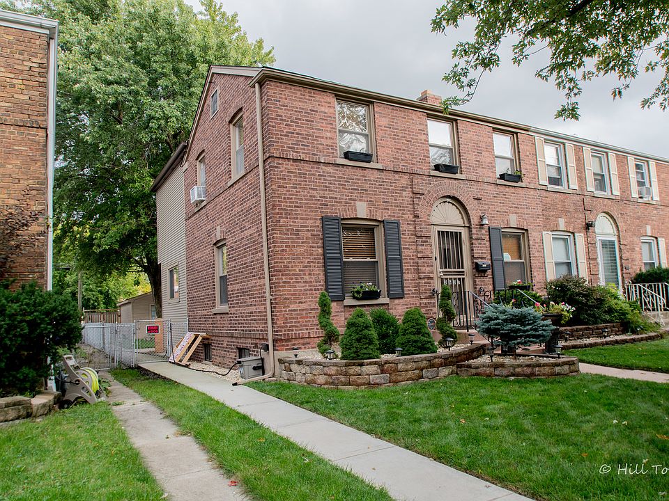 2nd image of 3633 S 57th Ct