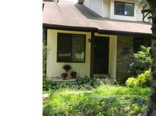 4910 N Raintree Ct, Wilmington, DE 19808