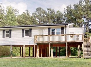 257 Fox Hunters Ln, Broadway, NC 27505
