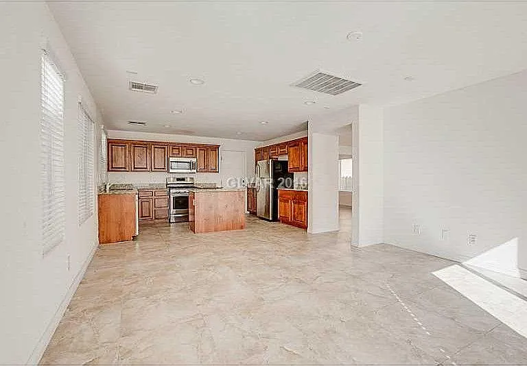 8967 Ryan Creek Ave — Photo 6