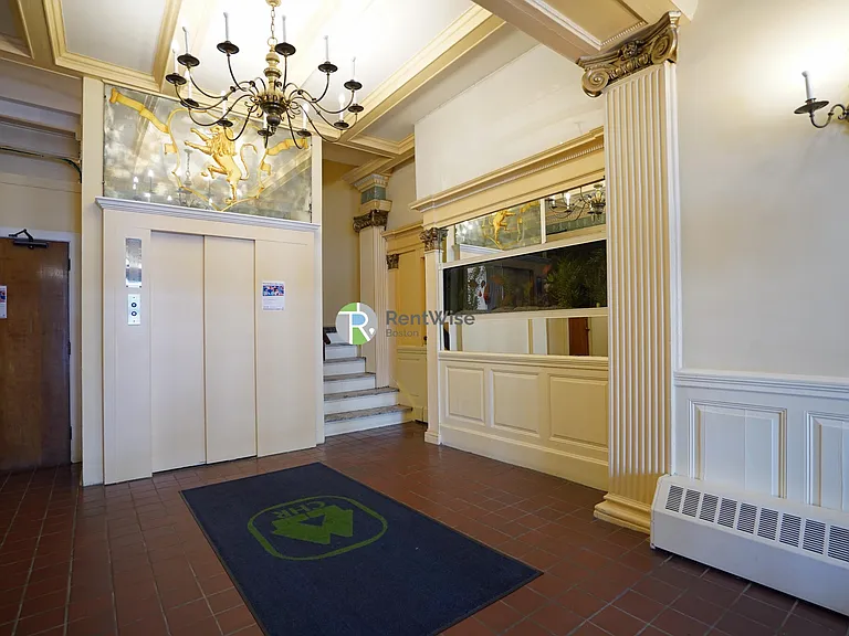 1223 Beacon St #105 — Photo 12